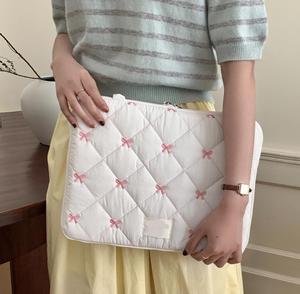 Daily Use Custom Logo Travel Women Shockproof Puffer Cotton <b>Computer</b> <b>Bag</b> Quilted Laptop Sleeve <b>Bag</b> with Handle - Product Image 4