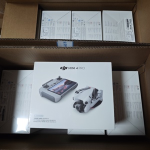 Dron Plegable DJI Mini 4 Pro 4K HDR con Control Remoto RC 2, Cámara Plegable, Kit de Vuelo para Principiantes - Product Image 4