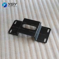 Fabricants de tôlerie sur mesure pour supports de poutres de soudage et de fixation murale à lamelles, avec formes personnalisées variées