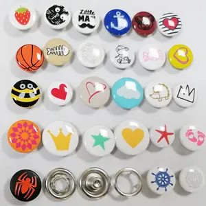 Benutzer definiertes Logo gedruckt runde Kappe Perlen ring Metall zinken Druckknopf mit 4 Teilen