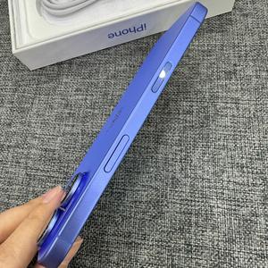 iPhone 16 de Segunda Mano Desbloqueado con Opción de Almacenamiento, Versión Estadounidense, Venta al Por Mayor Económica, Factura Rápida - Product Image 4