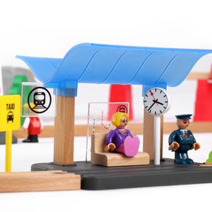 Treno Set educativo assemblato per bambini giocattolo stile <span class=keywords><strong>stazione</strong></span> <span class=keywords><strong>ferroviaria</strong></span> con locomotiva elettrica modello ferroviario giocattolo Slot in legno di alta qualità - Product Image 3