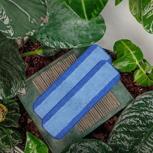 Recharges de tampons de nettoyage en microfibre pour balai Bona, pour sols en bois dur et surfaces dures avec manche en aluminium - Product Image 3