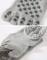 Chaussettes de yoga Pilates antidérapantes à cinq doigts pour femmes Chaussettes tricotées à la demi-cheville
