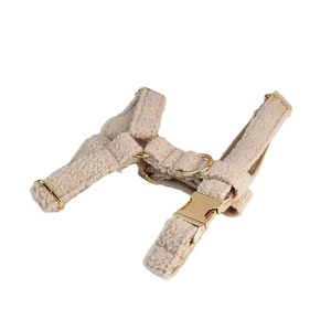 Set di collare per cani con Logo personalizzato Beige XS-XL caldo e peloso Set di imbracature e guinzaglio per animali domestici - Product Image 3