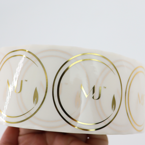 Rollo de Etiquetas de Vinilo Transparente Resistente a los Arañazos e Impermeable, Impresión Personalizada con Estampado en Caliente, Adhesivo Autoadhesivo para Frascos y Botellas - Product Image 2