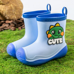 Bottes de pluie pour enfants - Nouveau style, chaussures aquatiques mignonnes à motifs de dessins animés pour enfants, pour une utilisation en extérieur, imperméables et antidérapantes - Product Image 5