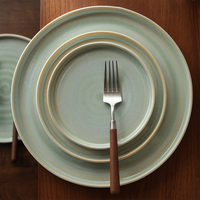 Assiette plate ronde rétro vert olive, cuite au four, avec glaçure effet four, compatible micro-ondes/réfrigérateur, pour pâtes/plats principaux/desserts