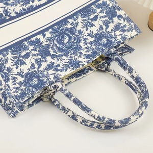 Tùy Chỉnh Thân Thiện Với Môi Của Phụ Nữ Vải Túi Xách Tái Sử Dụng Và Có Thể Gập Lại Mua Sắm Thời Trang Túi - Product Image 4