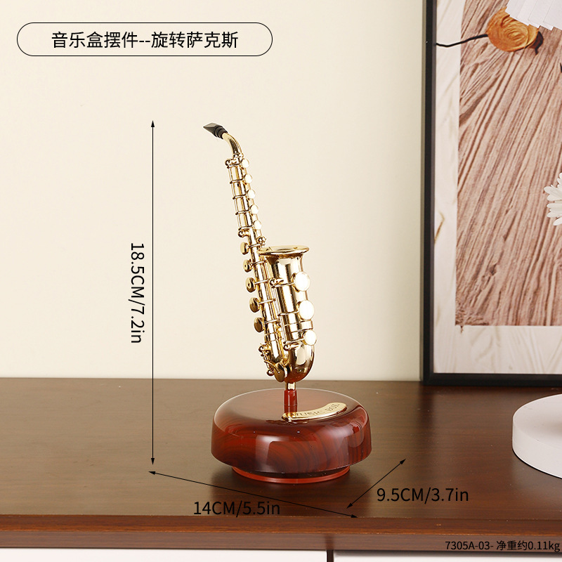7305A-03 Adorno de caja de música - Saxofón giratorio