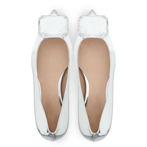 Ballerines de mariée de luxe en cuir verni argenté ornées de pierres précieuses, chaussures plates de mariage en gros pour la mariée - Product Image 4