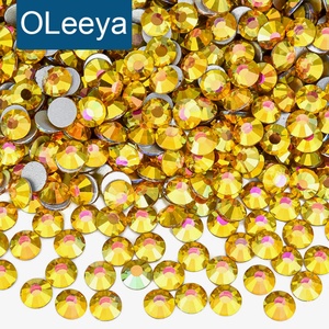 Cristales de Topacio Mágico al por Mayor de Fábrica OLeeya, Piedras de Cristal Sueltas para Diseño de Vestidos de Novia - Product Image 1