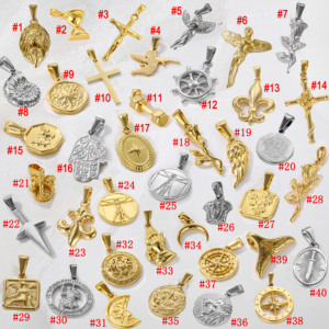 Collar con Colgante de Brújula, Medusa, León, San Cristóbal, Rosa, Ángel, Pistola y Ala de Oro de 18K, Joyería de Cruz de Acero Inoxidable Estilo Hip Hop - Product Image 2