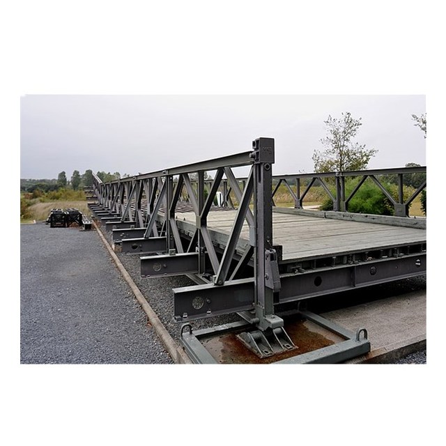 China Manufacturer Prefabricated Steel Structure Bailey Bridge Triple Truss Single Storey Modular Panel Bridge for Staircase
