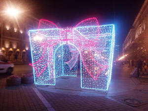 Caja de regalo 3D brillante con luces LED decorativas impermeables IP65 para interiores/exteriores, Navidad, festivales, jardín, camino, días festivos - Product Image 1