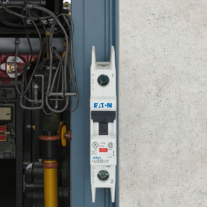 قاطع دائرة كهربائية مصغر من سلسلة FAZ من إيتون مولر، 15 أمبير، أحادي القطب - Product Image 4