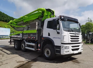 Pompe à béton montée sur camion Zoomlion 36X-5Z 120m³/h, 36m, de concessionnaire agréé usine - Product Image 5