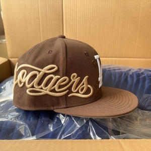 पुरुषों के लिए थोक कैप हिप हॉप बेसबॉल टोपी पुरुषों के लिए फ्लैट ब्रिम 3 डी खेल सभी टीम कढ़ाई वापस स्टॉक में - Product Image 1