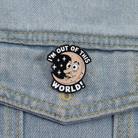 Pins de esmalte fuera de este mundo, broche de luna de estilo Retro, mochila, ropa, insignia de solapa, regalo de joyería para amigos