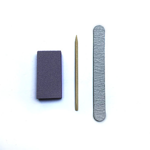 Bộ dụng cụ làm móng mini Nhật Bản dùng một lần chuyên nghiệp Maryton với dũa móng & miếng đánh bóng màu cam/tím, 300 bộ/thùng - Product Image 3