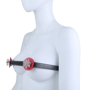 Masajeador de pezones de metal con púas para parejas, sujetador erótico para bondage de senos, juegos para adultos, regalo de Navidad - Product Image 4