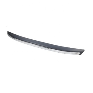 Modanatura posteriore del bagagliaio OEM LR040786 2006-2014 per Freelander <span class=keywords><strong>2</strong></span> - Product Image 2