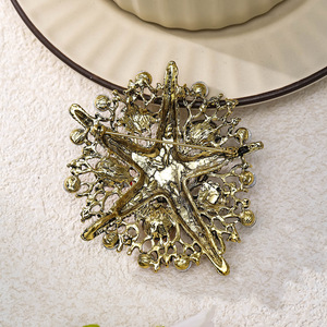 Broche Vintage de Industria Pesada para Mujer, Tema Oceánico, Broches de Corsage con Estrella de Mar, Cristal Colorido, Perla, Broches de Moda para Fiesta (BR436) - Product Image 5