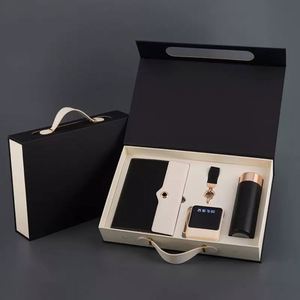 Coffrets cadeaux promotionnels Maxfree en cuir PU de luxe avec impression UV - Carnets, gobelets et parapluies personnalisables - Product Image 1