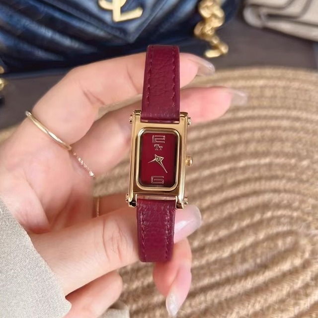 2025 New Women's Watch Vintage Watch Japanese Movement Genuine Leather Strap Luxury Style Fashion Watch