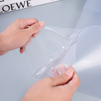 Vente en gros de boîtes à gâteaux transparentes rectangulaires de 70*90*20 cm, boîtes à gâteaux en papier mat gaufré pour mariage, remise de diplômes des étudiants