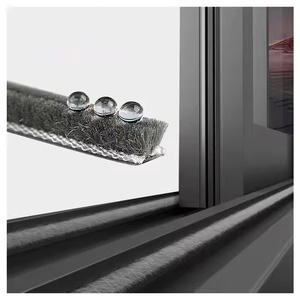 Joint d'étanchéité moderne pour porte et fenêtre en brosses adhésives pour porte <span class=keywords><strong>de</strong></span> douche en verre avec matériau PP durable, conception flexible en poils <span class=keywords><strong>de</strong></span> <span class=keywords><strong>cheval</strong></span> - Product Image 2