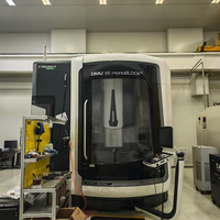 Centre d'usinage à 5 axes Dmg Mori DMU100P avec plateforme Duoblock pour pièces de précision de taille moyenne et pièces aérospatiales