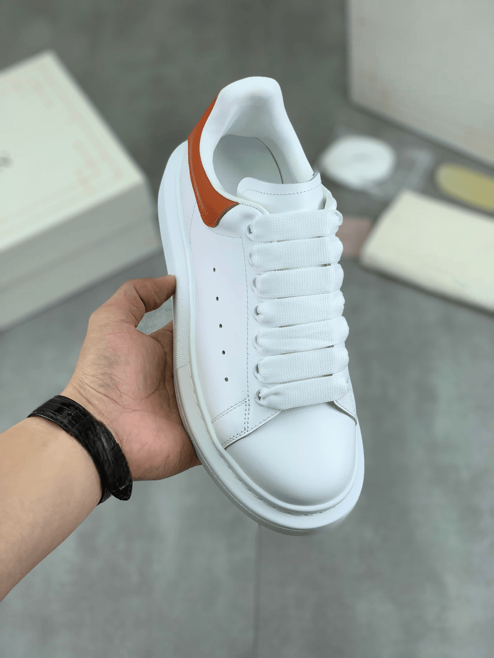 Tacco arancione per scarpe