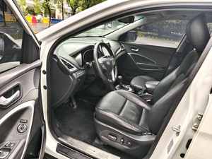 <span class=keywords><strong>Hyundai</strong></span> <span class=keywords><strong>Santa</strong></span> <span class=keywords><strong>Fe</strong></span> 2.4L GLS SUV <span class=keywords><strong>de</strong></span> <span class=keywords><strong>Segunda</strong></span> <span class=keywords><strong>Mano</strong></span>, Automático, Techo Solar, Asientos <span class=keywords><strong>de</strong></span> Cuero, 5 Plazas, Título Limpio, Listo para Enviar - Product Image 4