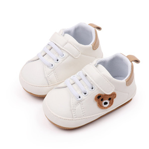 Chaussures pour tout-petits en peluche à motif d'ours mignon, semelle souple antidérapante, petites chaussures blanches - Product Image 3