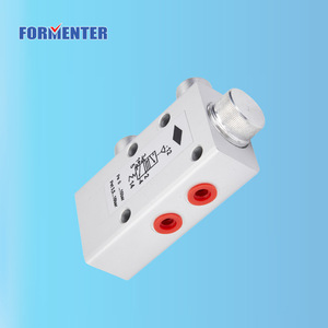 Vanne directionnelle pneumatique Formenter, taille de port 1/4 po, pour cylindre de verrouillage de transmission manuelle, média gazeux - Product Image 2
