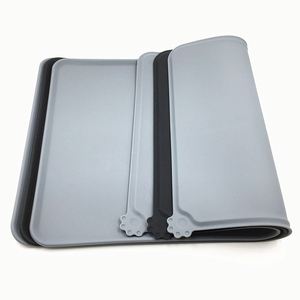 Pet Friendly <b>Silicone</b> <b>Mat</b> for Clean and Convenient Feeding Ideal for Indoor and Outdoor Settings - Product Image 4