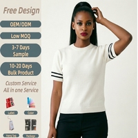 Pull court en maille à col rond et manches courtes pour femme, avec logo brodé et poignets rayés, style décontracté et preppy