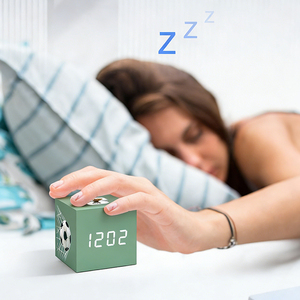 <span class=keywords><strong>Reloj</strong></span> Despertador <span class=keywords><strong>Digital</strong></span> Inteligente <span class=keywords><strong>de</strong></span> Madera con Forma <span class=keywords><strong>de</strong></span> Cubo, Pequeño, para Mesa <span class=keywords><strong>de</strong></span> Noche, Decoración <span class=keywords><strong>de</strong></span> Oficina, Regalo <span class=keywords><strong>de</strong></span> Recuerdo <span class=keywords><strong>de</strong></span> Fan Zone, para Dormitorio - Product Image 4