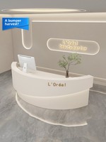 Comptoir de réception de luxe en arc avec éclairage LED, en MDF, pour salon de beauté, bar, caisse, magasin de vêtements, hôtel moderne, hôpital