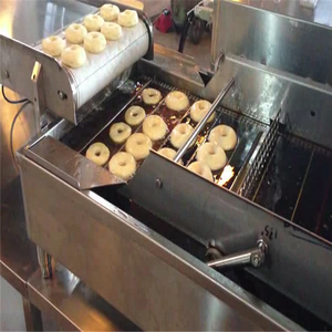 Friggitrice Automatica per Ciambelle al Lievito con Macchina Taglia-Impasto - Product Image 2