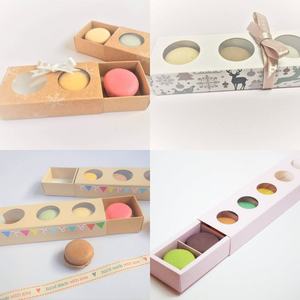Boîte à macarons avec fenêtre transparente Emballage en papier rigide pour bonbons et chocolats dans une présentation cadeau élégante - Product Image 1