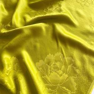 경쟁력있는 가격 부드러운 느낌 우아한 꽃 디자인 실크 자카드 원단 레이디 클래식 의류 잠옷 의류 - Product Image 6