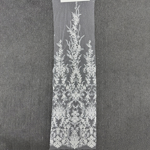 Tissu en dentelle de <span class=keywords><strong>tulle</strong></span> brodé de sequins, motif médaillon baroque symétrique blanc GCW-QCUV120772 pour studio de couture de créateur - Product Image 4
