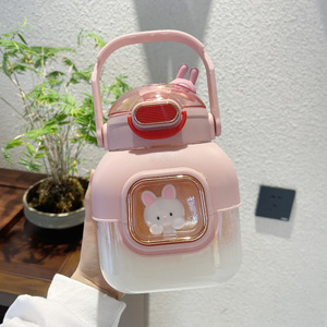 ขวดน้ำกีฬา 1000 มล. 1500 มล. วัสดุ PC ทันสมัย พกพาสะดวก พร้อมที่ใส่โทรศัพท์ สำหรับใช้ในช่วงฤดูร้อน - Product Image 3