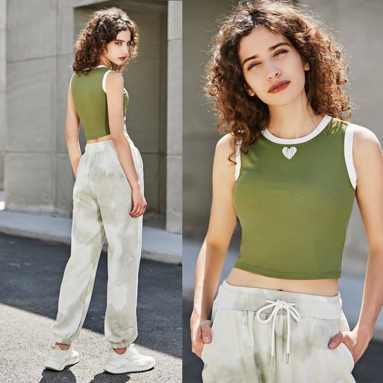 สีเขียว