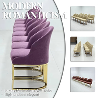 Chaises de salle à manger de style européen, luxe léger, base en métal doré, revêtement en velours violet, pour hôtel.