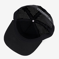 Casquette de baseball imperméable à 5 panneaux avec corde brodée personnalisée, perforations découpées au laser, en polyester, pour le golf, vente en gros