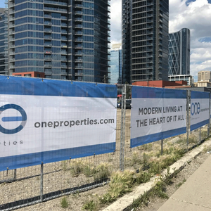 Tùy chỉnh di động ngang biểu ngữ vinyl/vải/lưới quảng cáo hiển thị biểu ngữ in theo mẫu bán buôn - Product Image 3