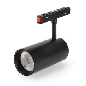 Foco LED de 20W para carril magnético de 48V, color negro, 4000K; ideal para iluminar espacios comerciales y destacar productos. - Product Image 1